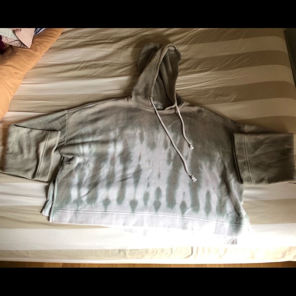 CROP TOP hoodie - Picture 3 of 3